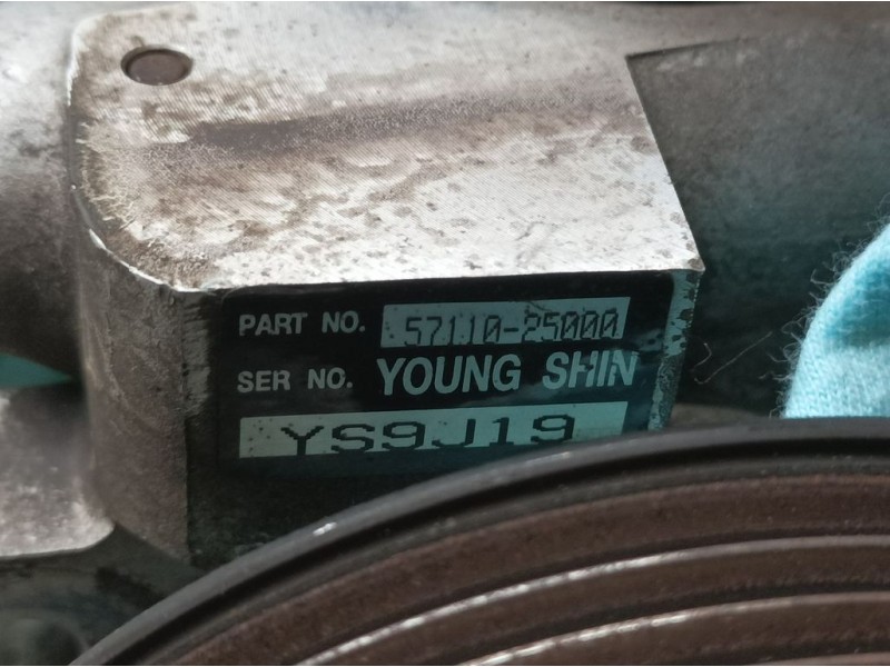 Recambio de bomba direccion para hyundai accent (lc) gl 5p referencia OEM IAM 5711025000 YS9J19 YOUNG SHIN