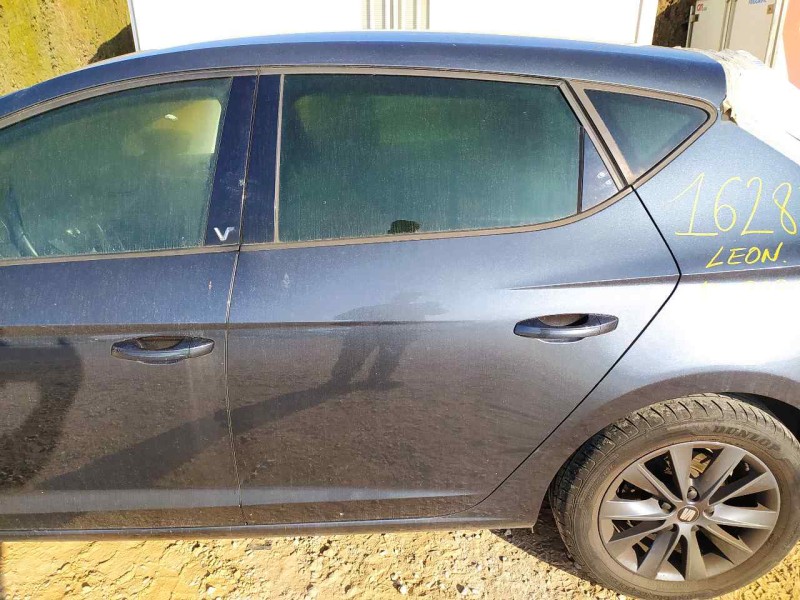 Recambio de puerta trasera izquierda para seat leon (5f1) style visio edition referencia OEM IAM 5F4833055  