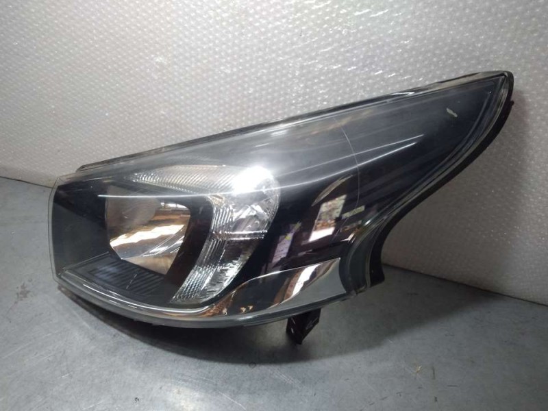 Recambio de faro izquierdo para opel vivaro b kasten/combi furgon l1 h1 2.9t expresion referencia OEM IAM 1EE01156501  HELLA TOC