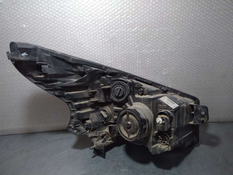 Recambio de faro izquierdo para opel vivaro b kasten/combi furgon l1 h1 2.9t expresion referencia OEM IAM 1EE01156501  HELLA TOC