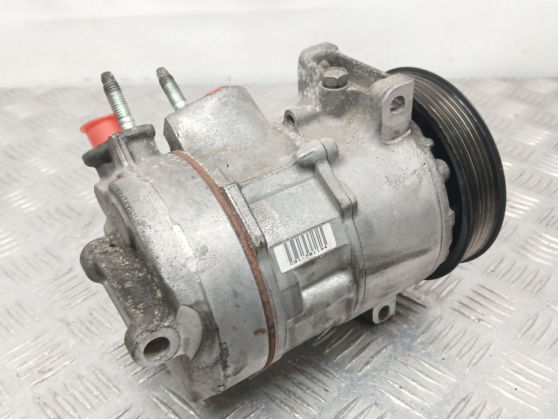 Recambio de compresor aire acondicionado para dodge avenger 2.0 crd referencia OEM IAM 10J00698 6SEU16C DENSO 4471906863