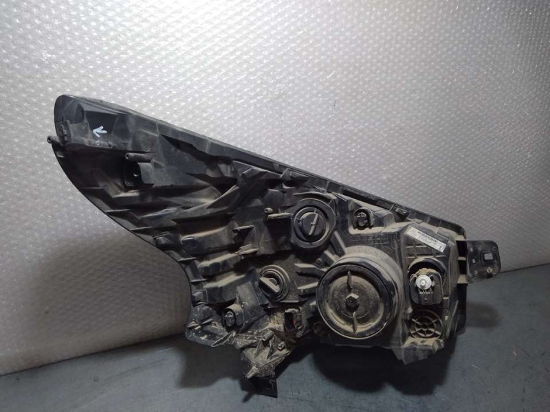Recambio de faro izquierdo para opel vivaro b kasten/combi furgon l1 h1 2.9t expresion referencia OEM IAM 1EE01156501  HELLA TOC