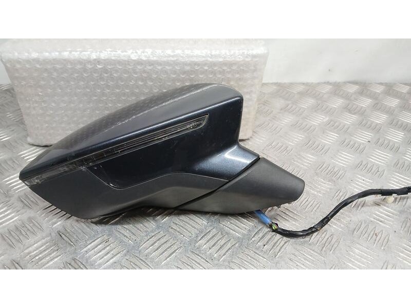 Recambio de retrovisor derecho para seat leon (5f1) style visio edition referencia OEM IAM 5F1857508Q ELECTRICO 8 Y 4 CABLES 