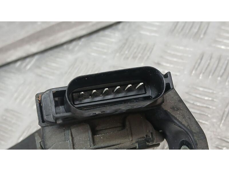 Recambio de potenciometro pedal para ford fiesta (cb1) ambiente referencia OEM IAM 8V219F836AA  6PV00951700