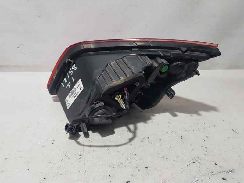 Recambio de piloto trasero izquierdo para peugeot 308 style referencia OEM IAM 9677818380 81260101 INTERIOR , ROZADO