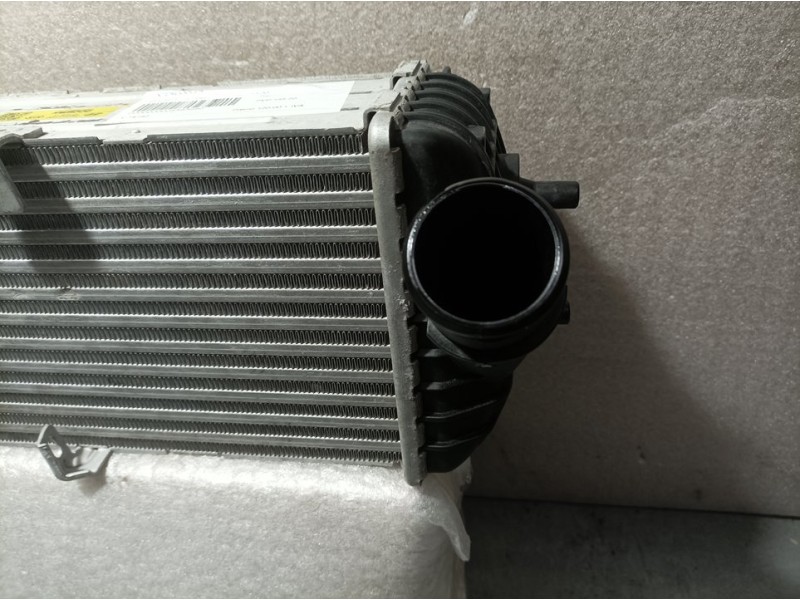 Recambio de intercooler para hyundai i20 klass referencia OEM IAM 2827007350  DOOWAN