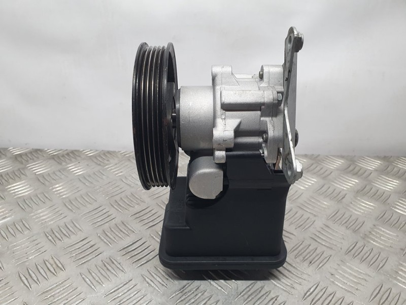Recambio de bomba direccion para bmw x5 (e53) 3.0d referencia OEM IAM 7691032112 2249949 