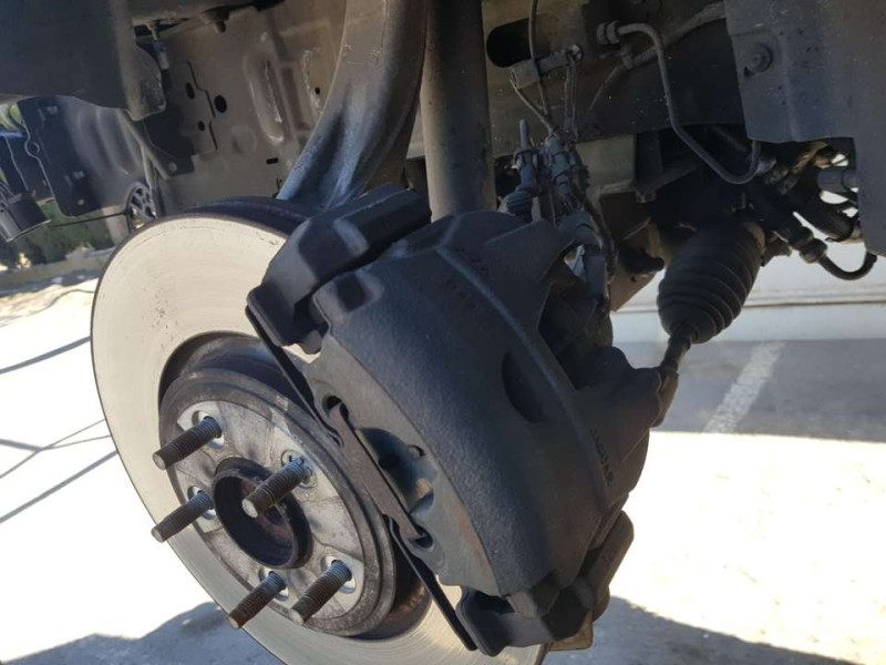 Recambio de pinza freno delantera izquierda para jaguar xf 2.2 diesel referencia OEM IAM C2C27284 ATE 
