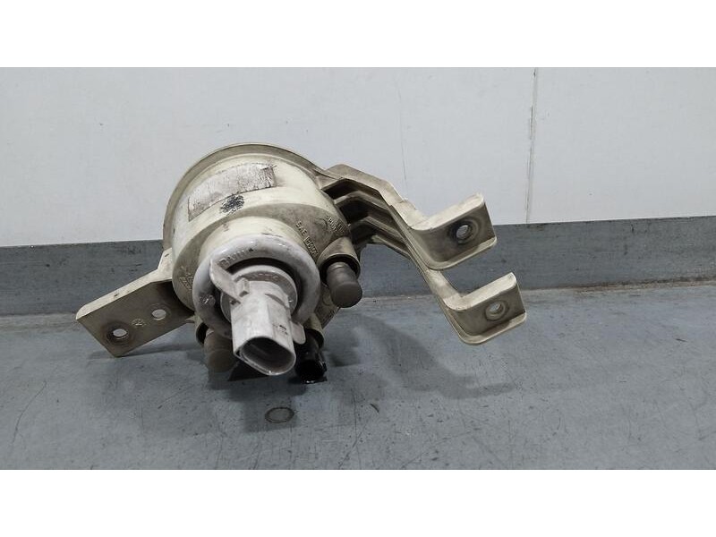 Recambio de piloto delantero derecho para bmw mini (r50,r53) cooper man referencia OEM IAM 63137165862  INTERMITENTE