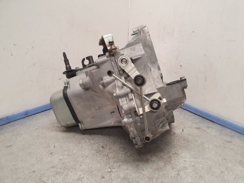 Recambio de caja cambios para peugeot 206+ básico referencia OEM IAM 20CQ98 1052346 5VELOCIDADES