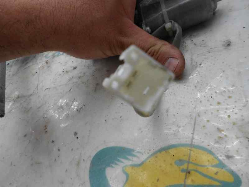 Recambio de elevalunas delantero derecho para chevrolet aveo lt referencia OEM IAM 96541784  2 PINS