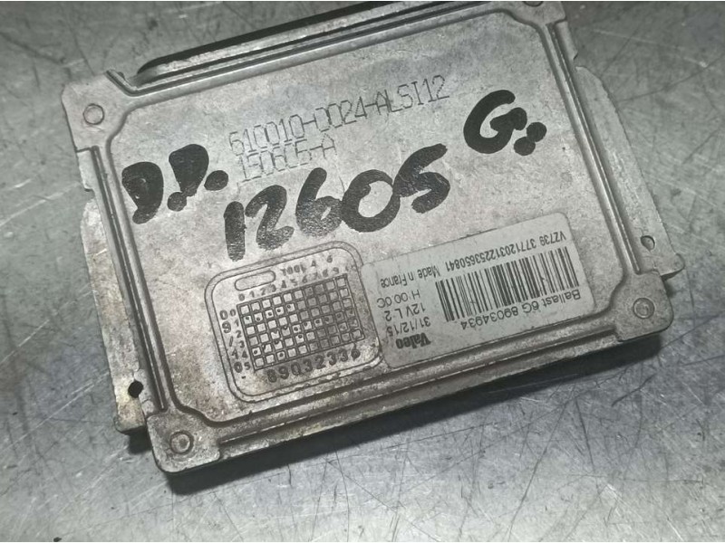 Recambio de centralita faro para ds 4 style referencia OEM IAM 89034934  VALEO