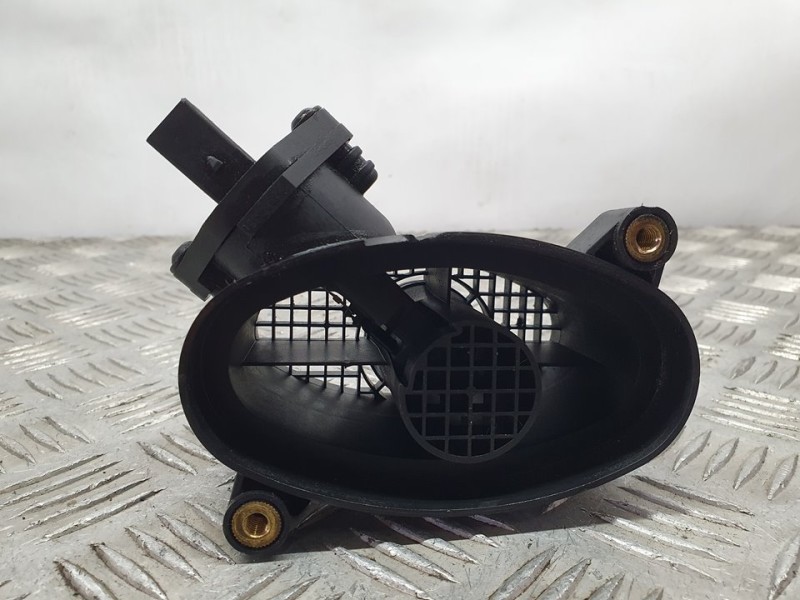 Recambio de caudalimetro para bmw x5 (e53) 3.0d referencia OEM IAM 77870760 0928400468 BOSCH