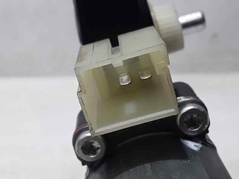 Recambio de motor elevalunas delantero izquierdo para seat leon (5f1) fr referencia OEM IAM  2 PINS 