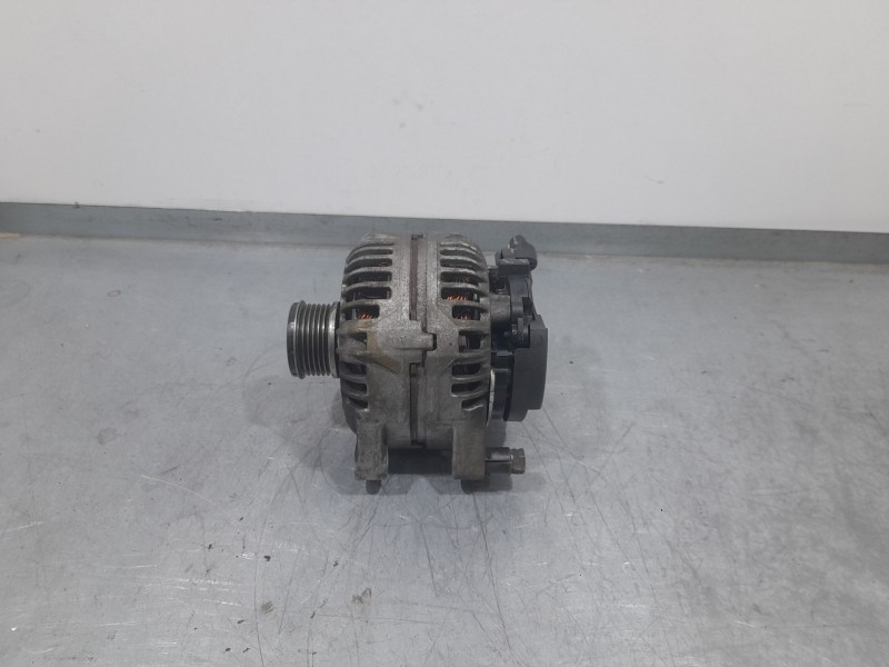 Recambio de alternador para citroën c5 i (dc_) 2.0 hdi (dcrhzb, dcrhze) referencia OEM IAM 9640878780 0124615027 BOSCH