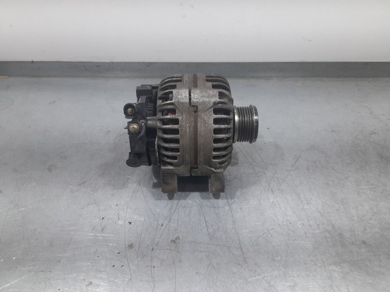 Recambio de alternador para citroën c5 i (dc_) 2.0 hdi (dcrhzb, dcrhze) referencia OEM IAM 9640878780 0124615027 BOSCH