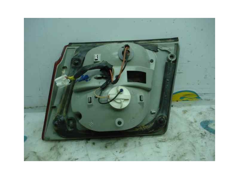 Recambio de piloto trasero izquierdo para kia carens (un) 2.0 turbodiesel cat referencia OEM IAM   INTERIOR