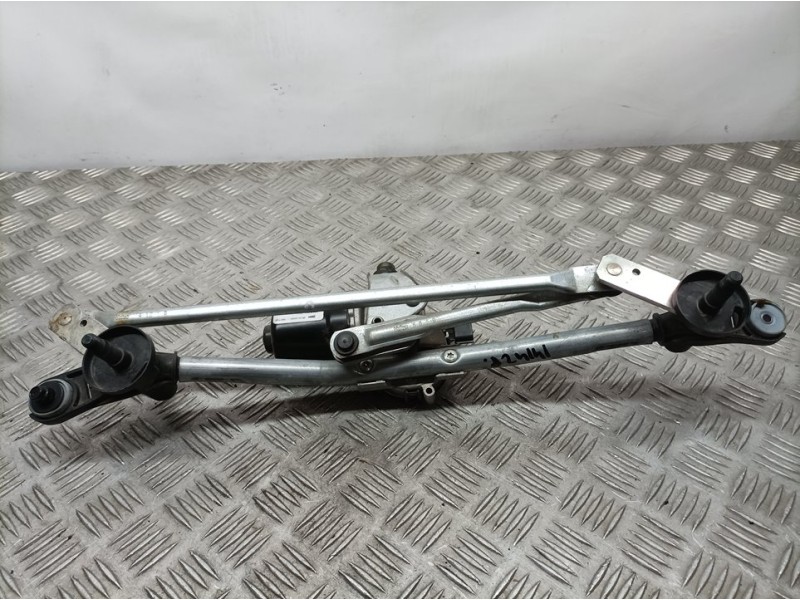 Recambio de motor limpia delantero para hyundai i20 klass referencia OEM IAM 98100Q0000 0000162997 VALEO