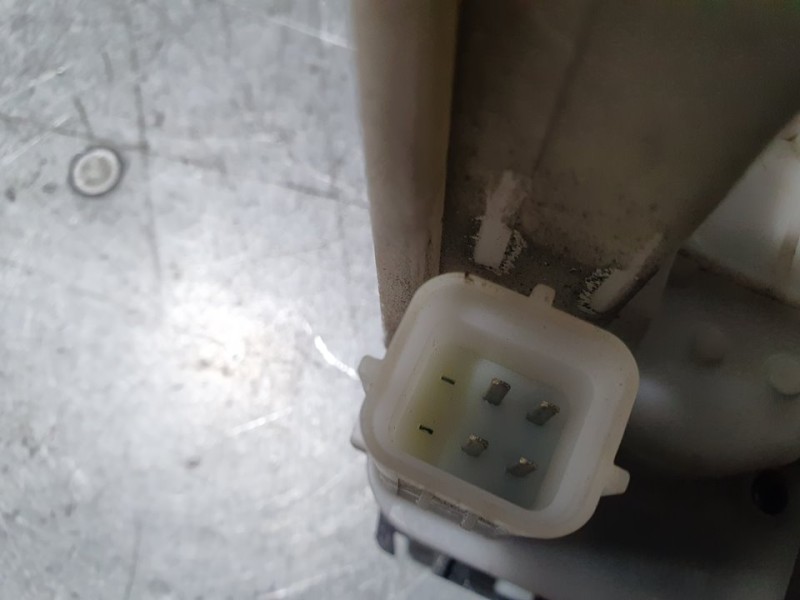 Recambio de cerradura puerta delantera derecha para fiat nuova 500 (150) pop referencia OEM IAM 51827593  ELECTRICA 4 PINES