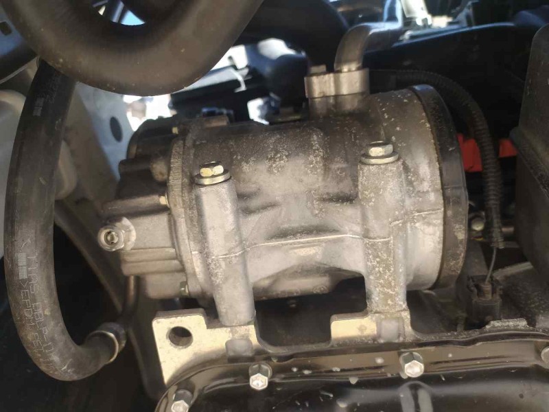 Recambio de compresor aire acondicionado para toyota corolla (e21) hybrid active referencia OEM IAM 8837047092  