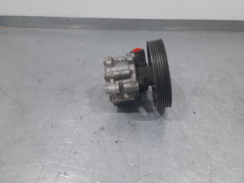Recambio de bomba direccion para citroën c5 i (dc_) 2.0 hdi (dcrhzb, dcrhze) referencia OEM IAM 9636086680 7617955502 