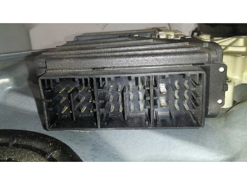 Recambio de elevalunas delantero izquierdo para seat ibiza (6l1) cool referencia OEM IAM 6L3837751BF 8, 12 Y 12 PINS ELECTRICO