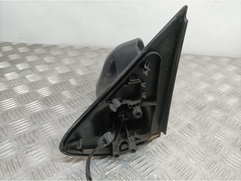 Recambio de retrovisor derecho para dacia sandero comfort referencia OEM IAM 963011787R  ELECTRICO 6 CABLES