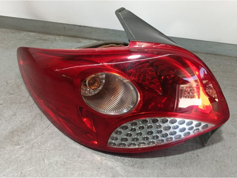 Recambio de piloto trasero izquierdo para peugeot 206+ básico referencia OEM IAM 9685618280  