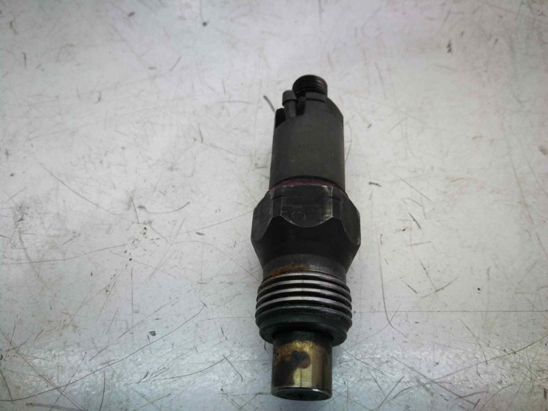Recambio de inyector para renault clio ii fase i (b/cbo) 1.9 diesel referencia OEM IAM LCR6735404  LUCAS