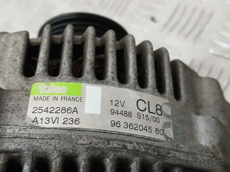 Recambio de alternador para peugeot 206 berlina xs referencia OEM IAM 9636204580 2542286A VALEO
