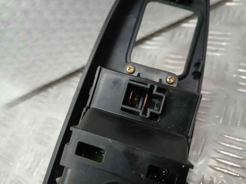 Recambio de mando elevalunas delantero izquierdo para honda accord berlina (cg7-9/ch1-7) 1.8i ls referencia OEM IAM 35750S1CG12 