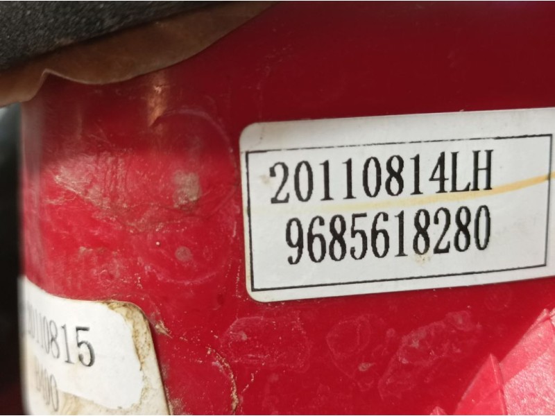 Recambio de piloto trasero izquierdo para peugeot 206+ básico referencia OEM IAM 9685618280  