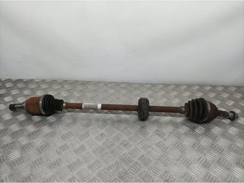 Recambio de transmision delantera derecha para dacia sandero comfort referencia OEM IAM 391007857R  