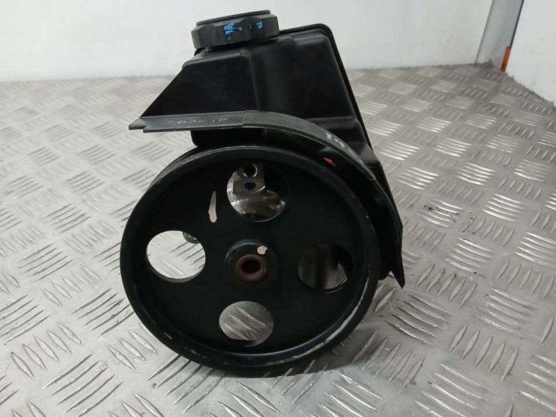 Recambio de bomba direccion para peugeot 206 berlina xs referencia OEM IAM 9631411580 26064217 