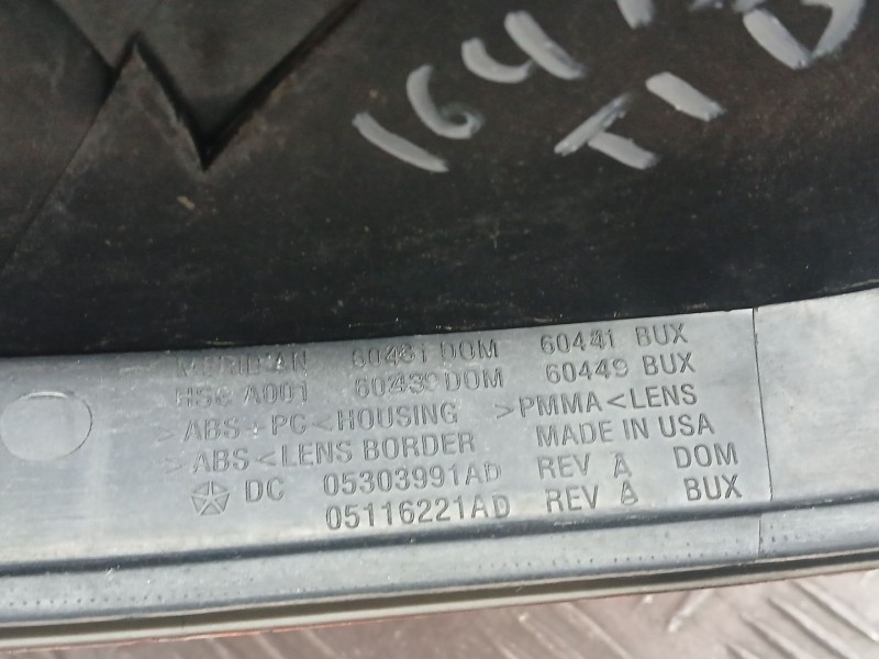 Recambio de piloto trasero izquierdo para dodge avenger 2.0 crd referencia OEM IAM 05116221AD  05303991AD