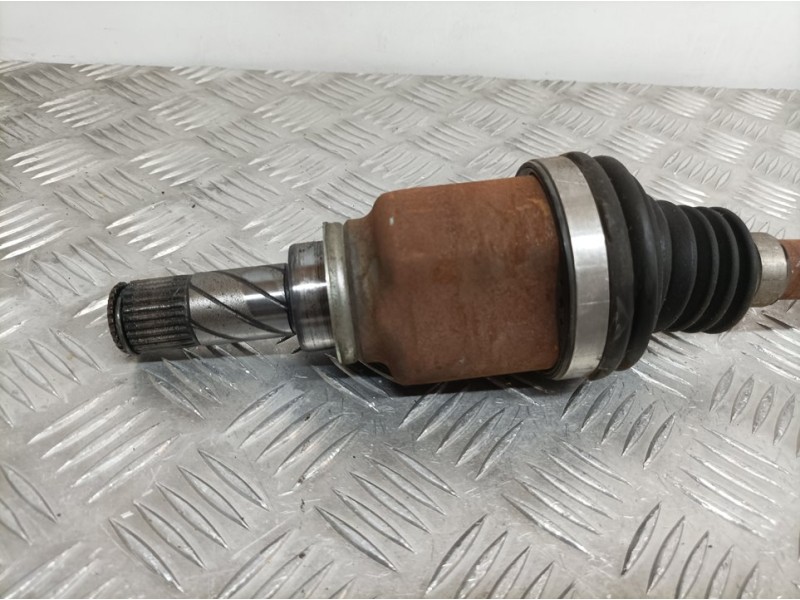 Recambio de transmision delantera derecha para dacia sandero comfort referencia OEM IAM 391007857R  