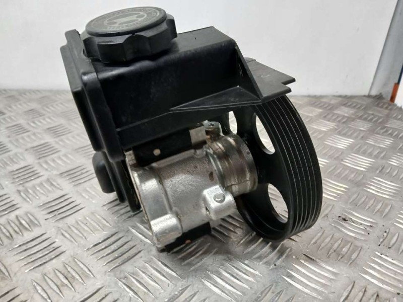 Recambio de bomba direccion para peugeot 206 berlina xs referencia OEM IAM 9631411580 26064217 