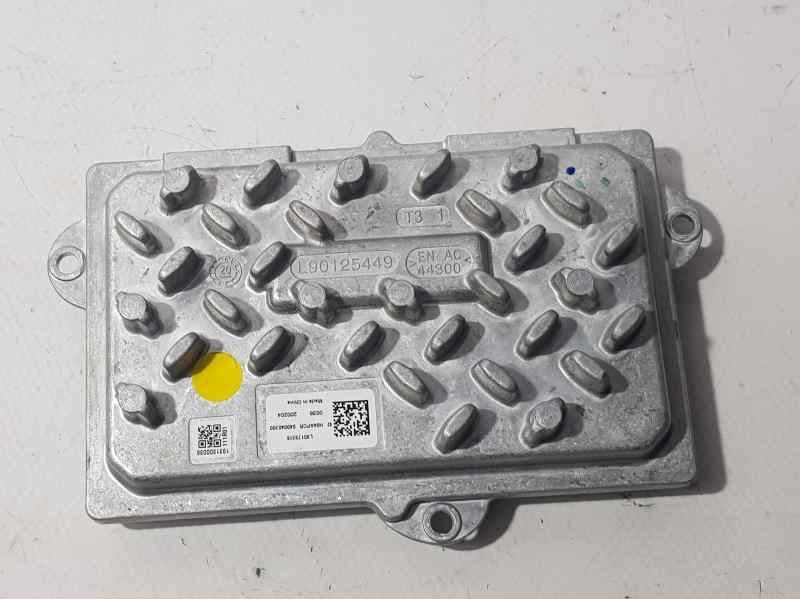 Recambio de centralita faro para peugeot 208 (p2) allure referencia OEM IAM L90179615 S40040300 