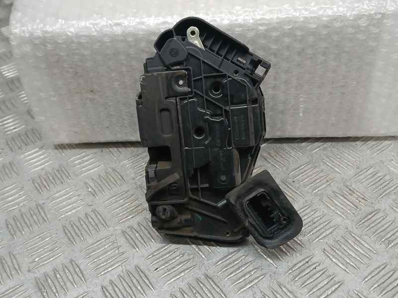 Recambio de cerradura puerta trasera derecha para skoda fabia active referencia OEM IAM 5TA839016E  ELECTRICA