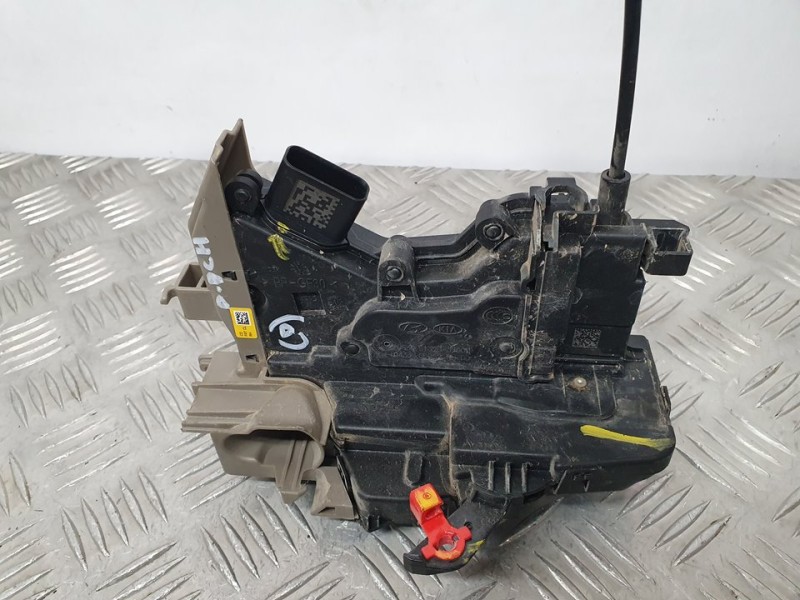 Recambio de cerradura puerta delantera derecha para kia xceed drive referencia OEM IAM 81320J7000  5 PINES