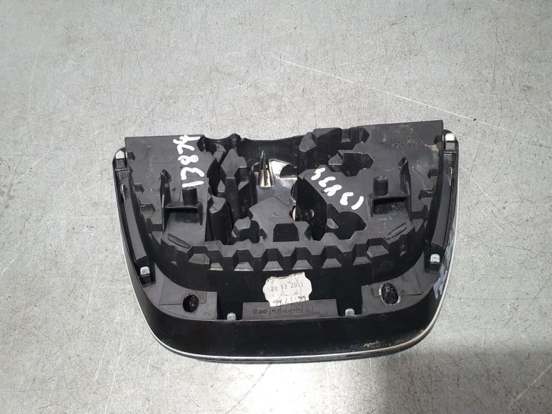 Recambio de rejilla delantera para peugeot 206+ básico referencia OEM IAM 9800313880  