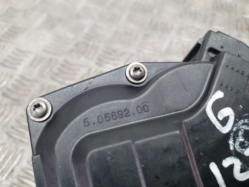 Recambio de caja mariposa para opel insignia sports tourer selective referencia OEM IAM 55564164  