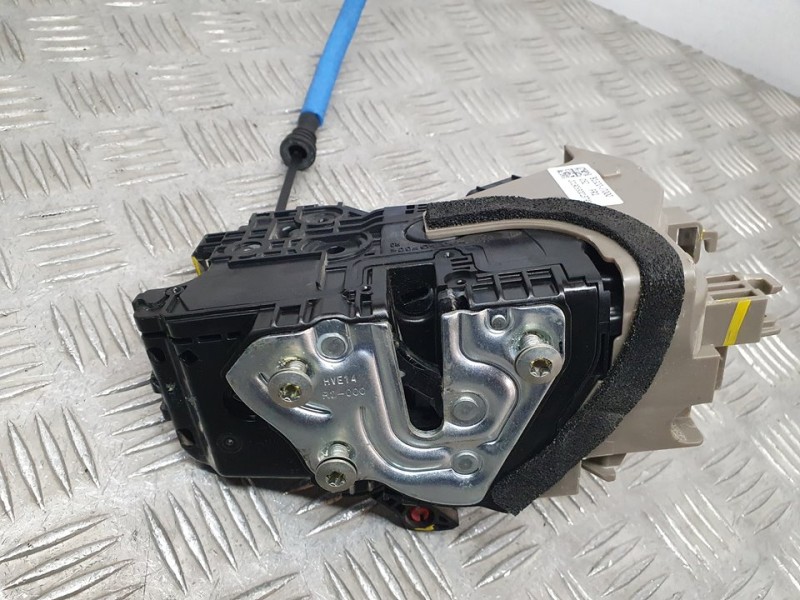 Recambio de cerradura puerta delantera derecha para kia xceed drive referencia OEM IAM 81320J7000  5 PINES