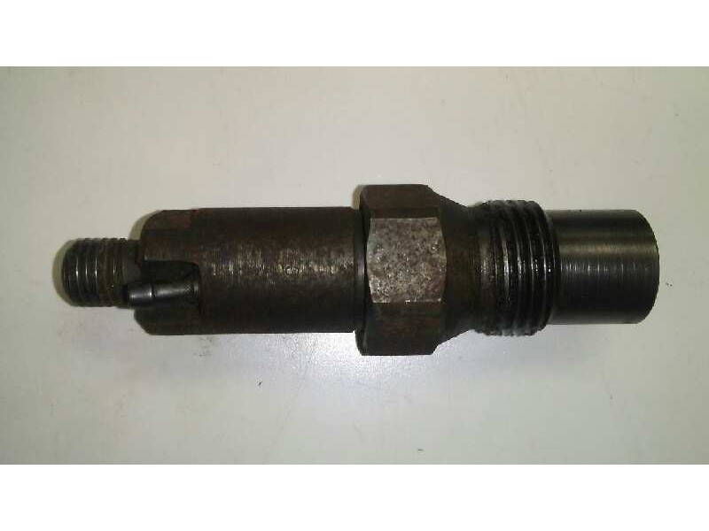 Recambio de inyector para renault rapid/express (f40) 1.9 diesel referencia OEM IAM LCR6732001C  