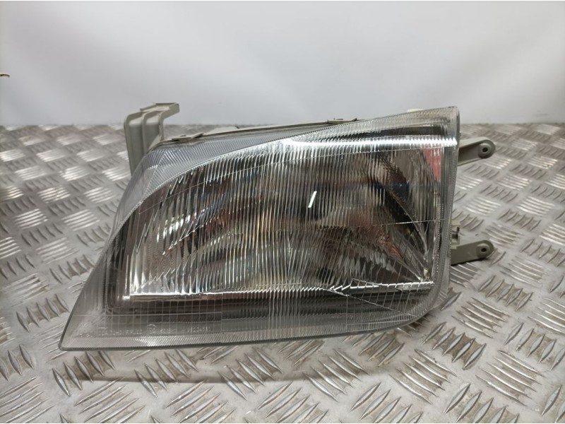 Recambio de faro izquierdo para suzuki swift sf berlina (ea) gti referencia OEM IAM 3530080E 88204581 VALEO
