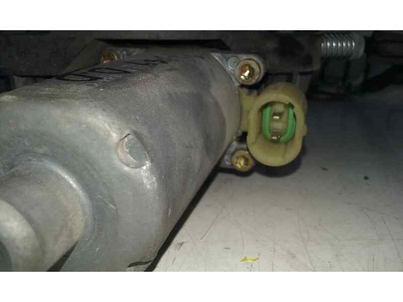 Recambio de elevalunas delantero derecho para renault clio ii fase i (b/cbo) referencia OEM IAM  2 PINS ELECTRICO