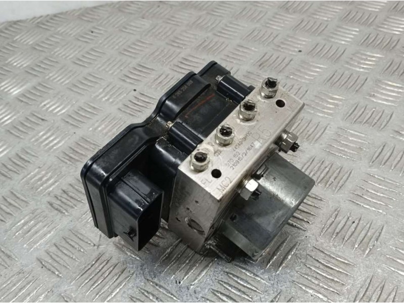 Recambio de abs para toyota aygo kgb40(hb)/kgb40l business referencia OEM IAM 445400H130 9970152 BOSCH