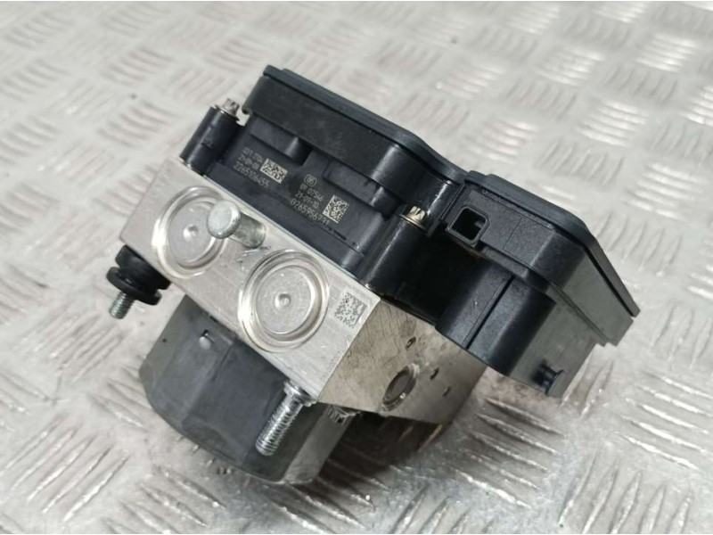 Recambio de abs para toyota aygo kgb40(hb)/kgb40l business referencia OEM IAM 445400H130 9970152 BOSCH