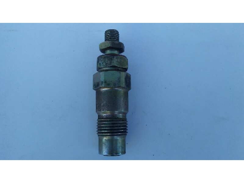 Recambio de inyector para nissan primera berlina (p11) 2.0 turbodiesel cat referencia OEM IAM 71A1361  