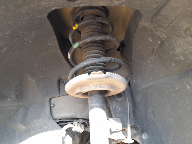 Recambio de amortiguador delantero izquierdo para peugeot partner tepee 1.6 hdi referencia OEM IAM 520881  